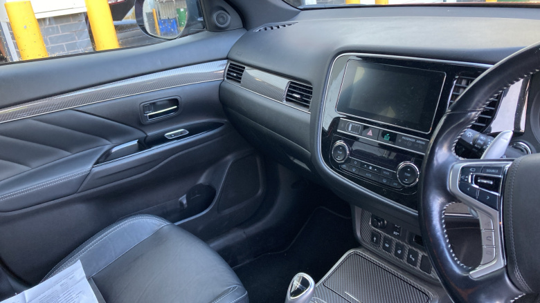 Mitsubishi Outlander 2.4 PHEV 4h 5dr Auto Estate